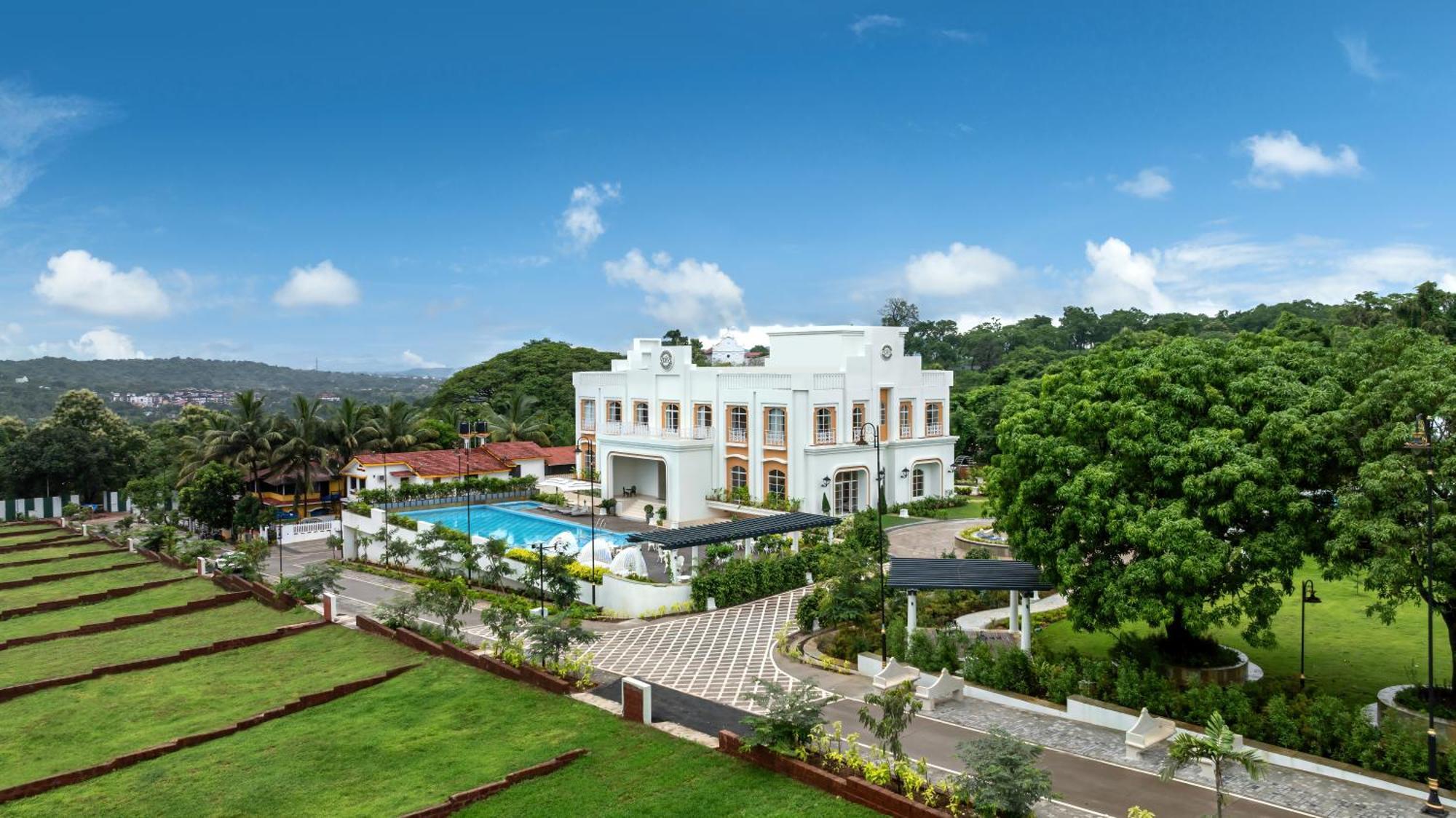 Imperial Goa Hotel Goa Velha Exterior foto