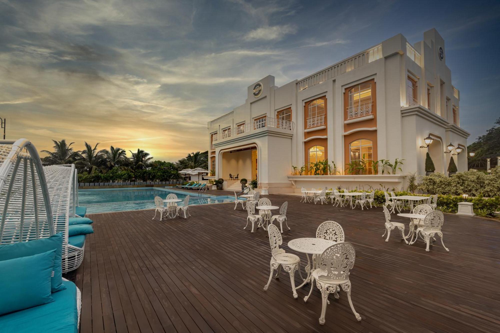 Imperial Goa Hotel Goa Velha Exterior foto